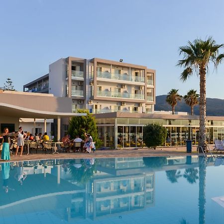 Hotel Carolina Mare Mália Zewnętrze zdjęcie