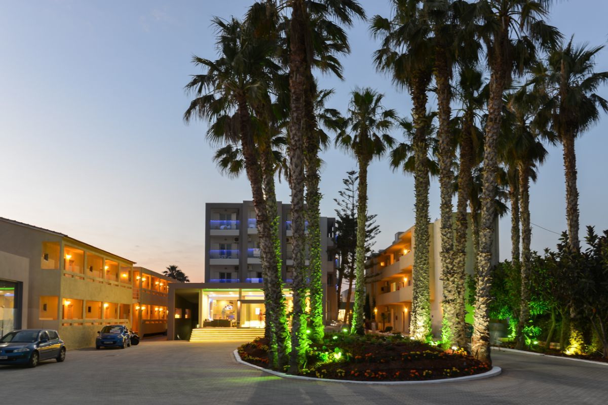Hotel Carolina Mare Mália Zewnętrze zdjęcie